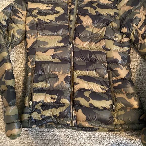 NEW aritzia jacket - Picture 4 of 5